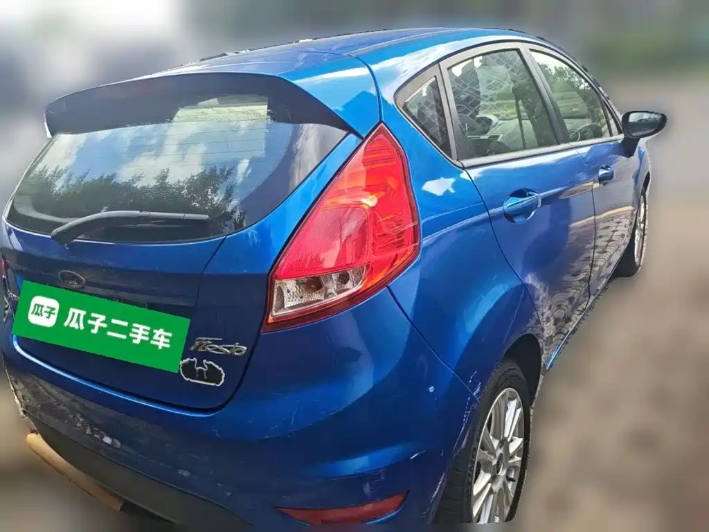 Ford Fiesta — миниатюра 6