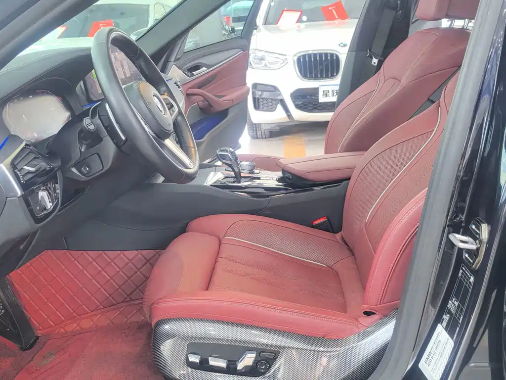 BMW 5 Series — миниатюра 9