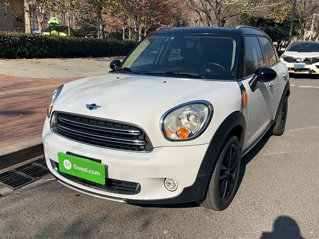 Mini Mini Countryman 2015