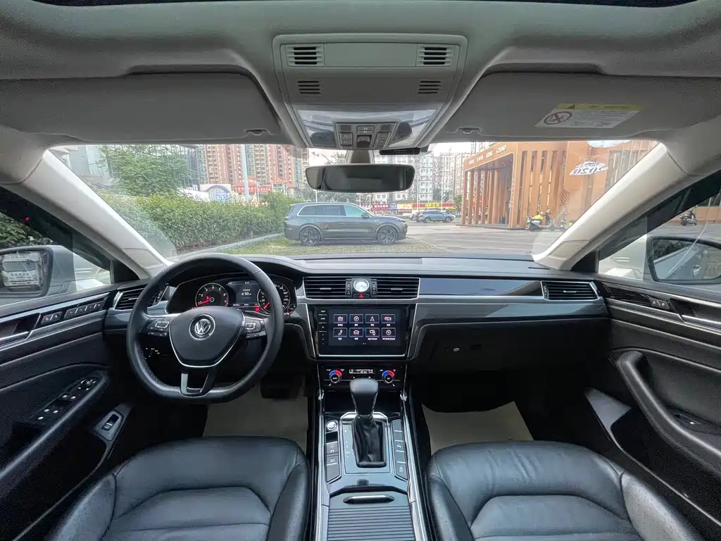 Volkswagen Phideon — миниатюра 10