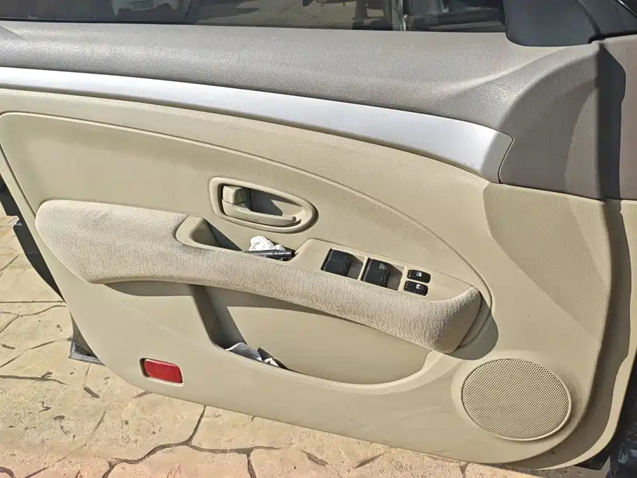 Nissan Sylphy — миниатюра 7
