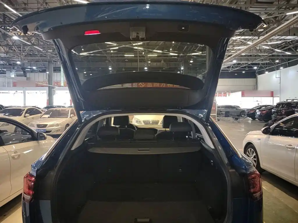 Volkswagen X — миниатюра 19