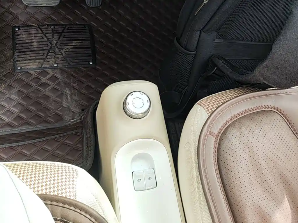 Wuling MINIEV — миниатюра 14