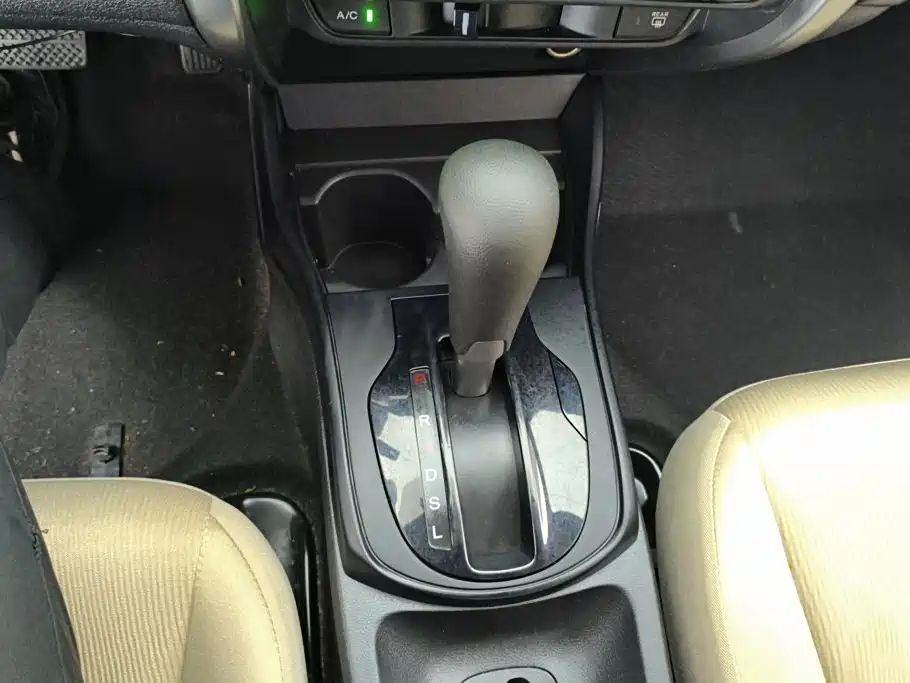 Honda City — миниатюра 16