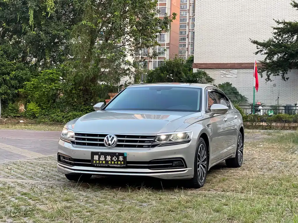 Volkswagen Phideon