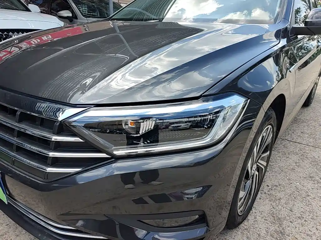Volkswagen Sagitar — миниатюра 24