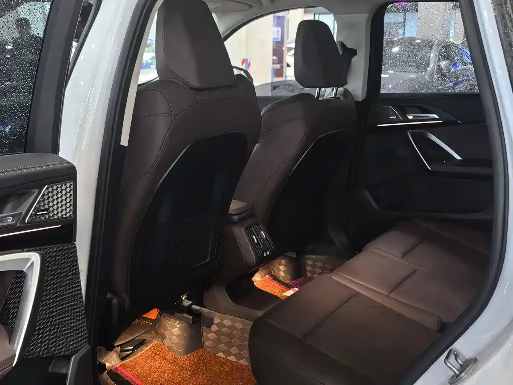 BMW X1 — миниатюра 8