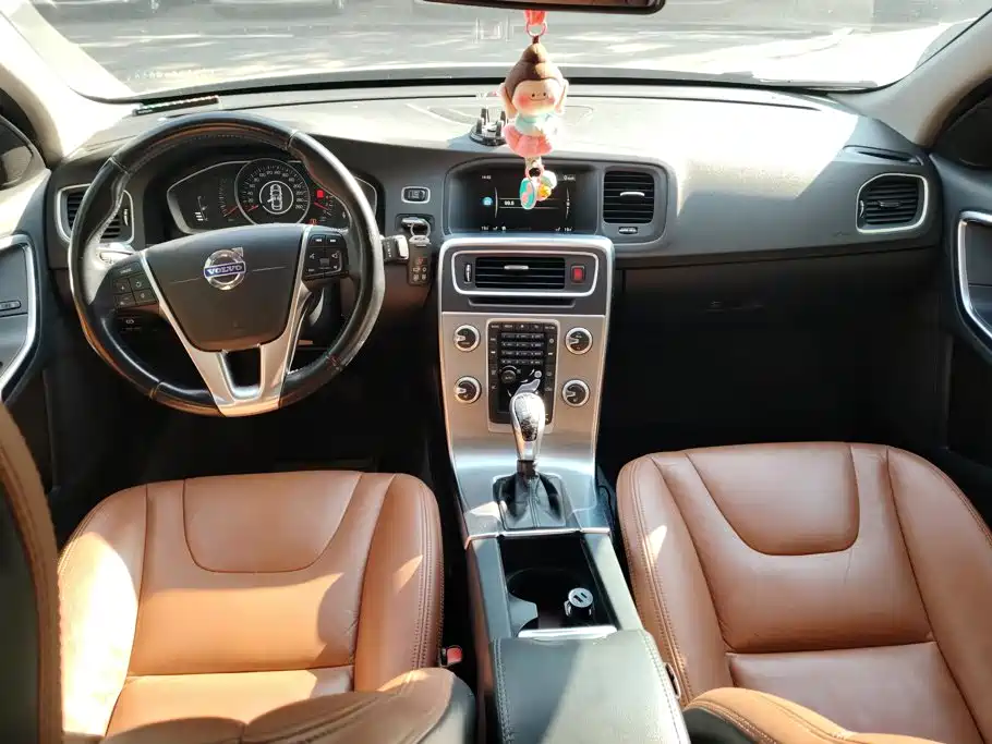 Volvo S60 — миниатюра 11