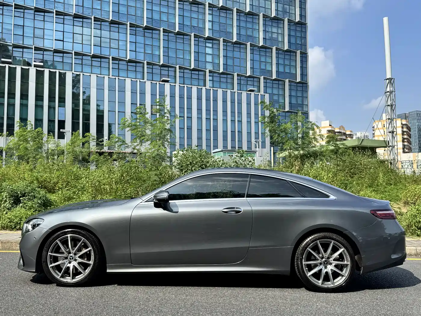 Mercedes-Benz E-Class (Import)