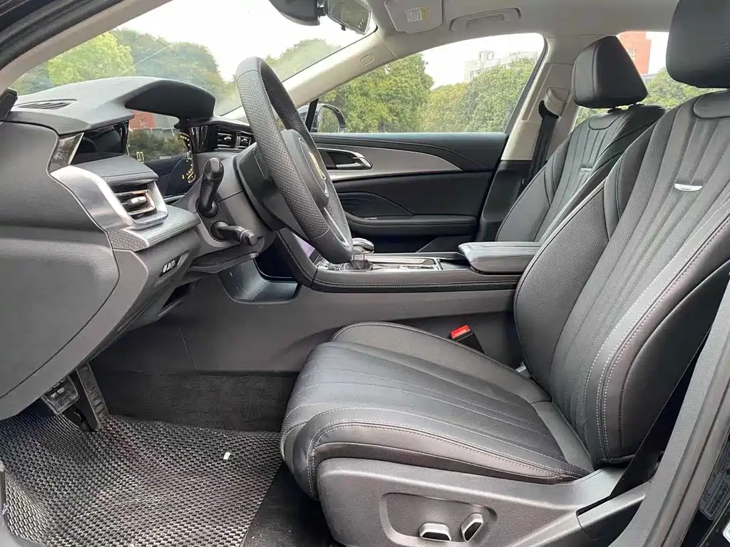 Hongqi H5 2023 1.5T DCT