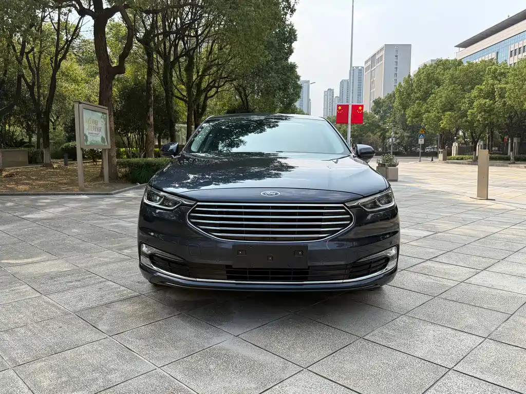 Ford Taurus — миниатюра 2