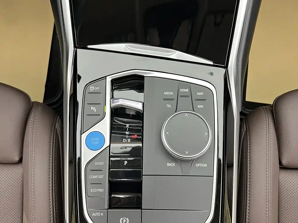 BMW i3 — миниатюра 21