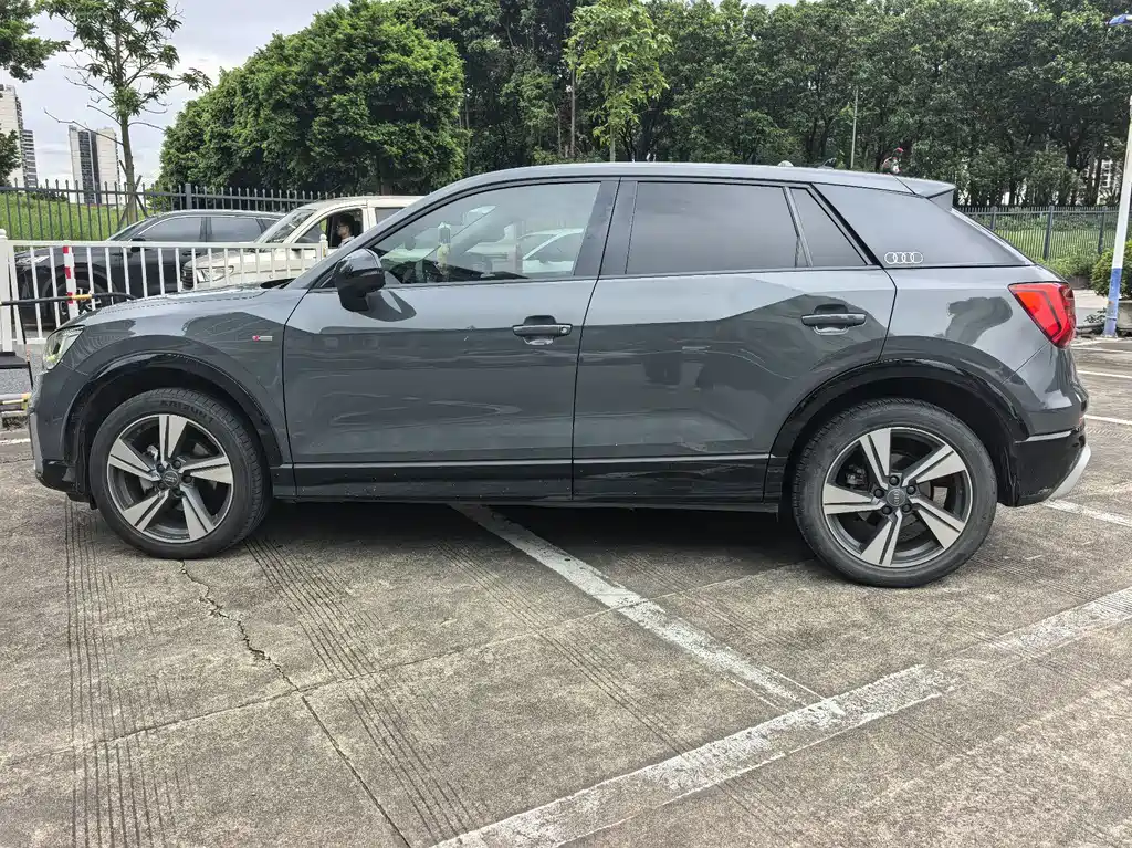 Audi Q2L — миниатюра 8