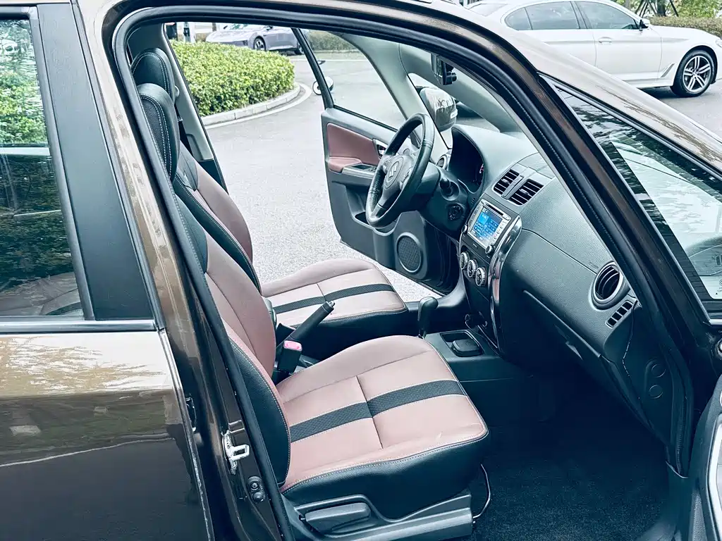 Suzuki SX4 — миниатюра 11