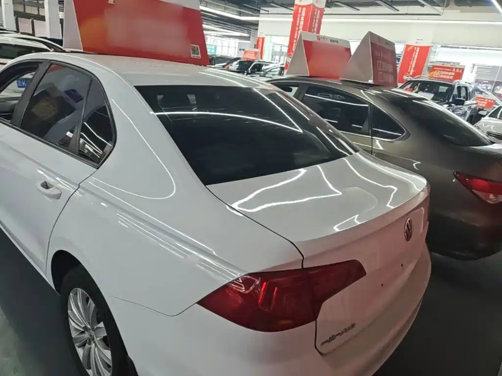 Volkswagen Bora — миниатюра 6