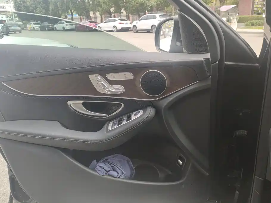 Mercedes-Benz GLC — миниатюра 7