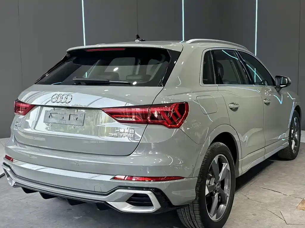 Audi Q3 2024 35 TFSI Fashion