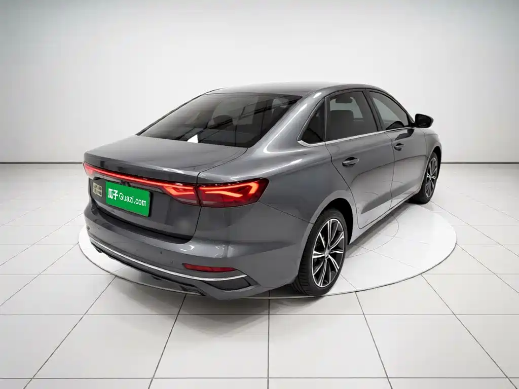 Geely Emgrand — миниатюра 6