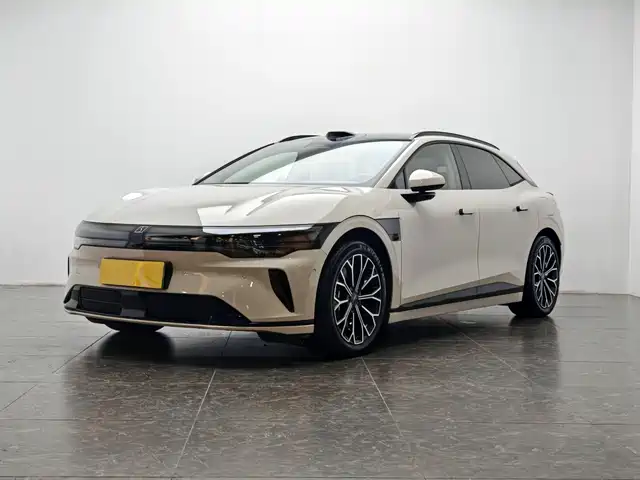 2025 Zeekr 007
