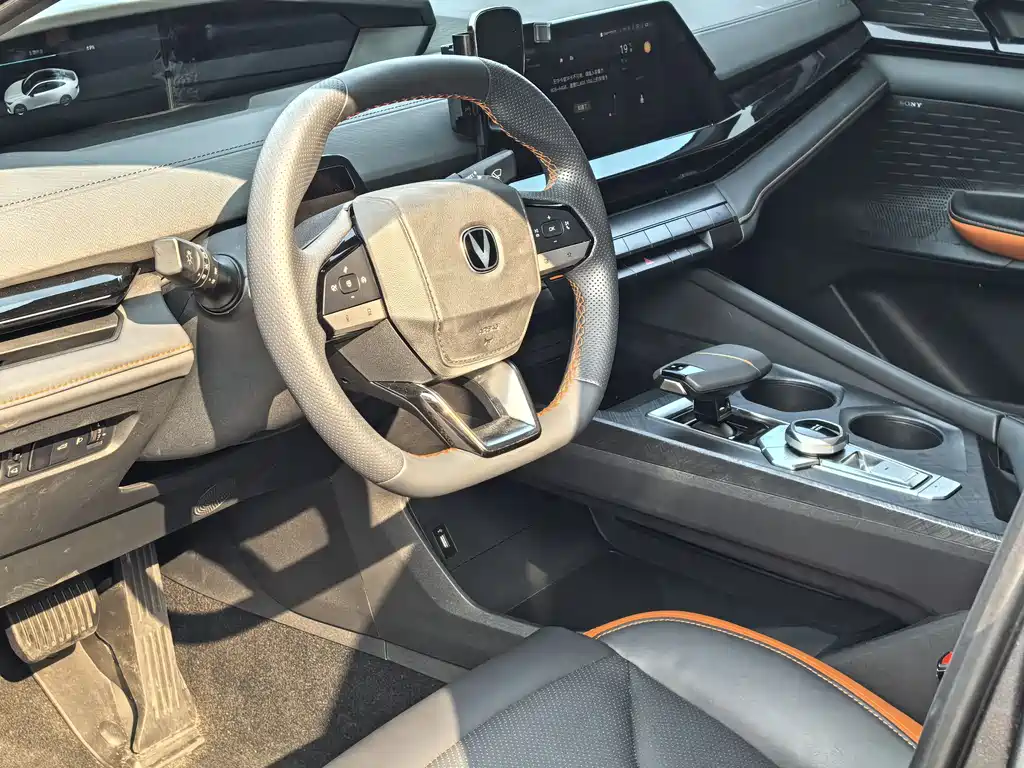 Changan UNI-V 2023 1.5T