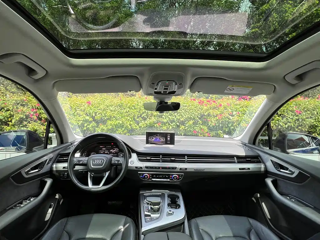 Audi Q7 2019 45 TFSI S line Sport