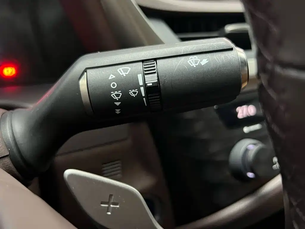 Lexus ES — миниатюра 22