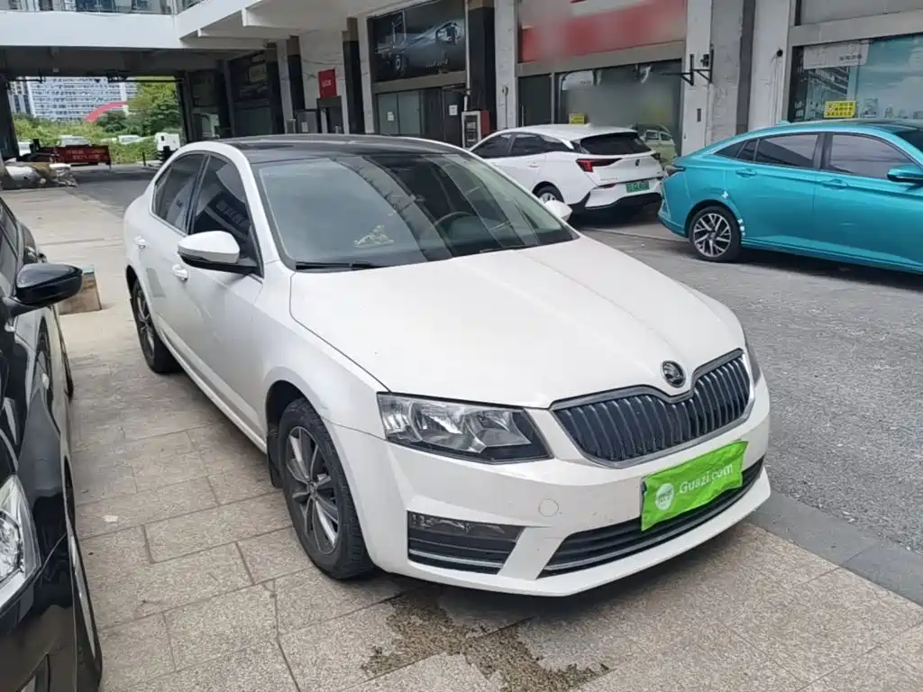 Skoda Octavia — миниатюра 4