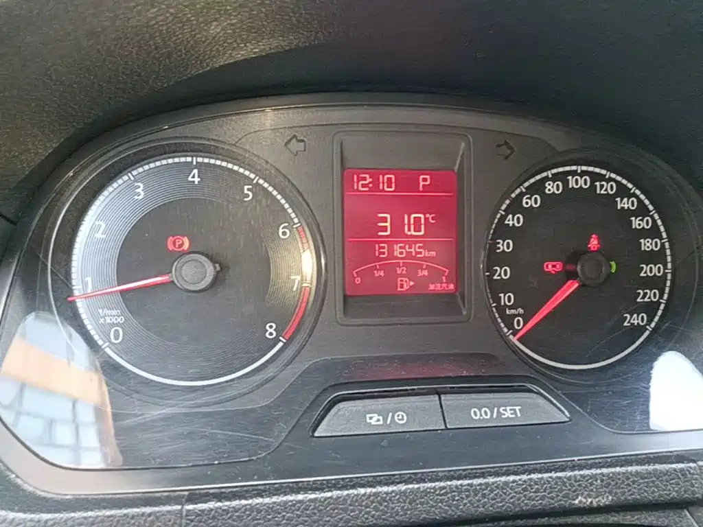 Volkswagen Jetta — миниатюра 12