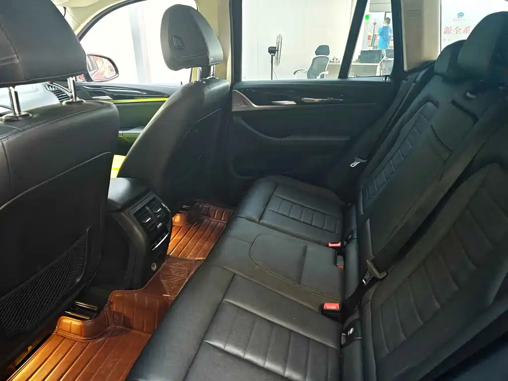 BMW X3 — миниатюра 6
