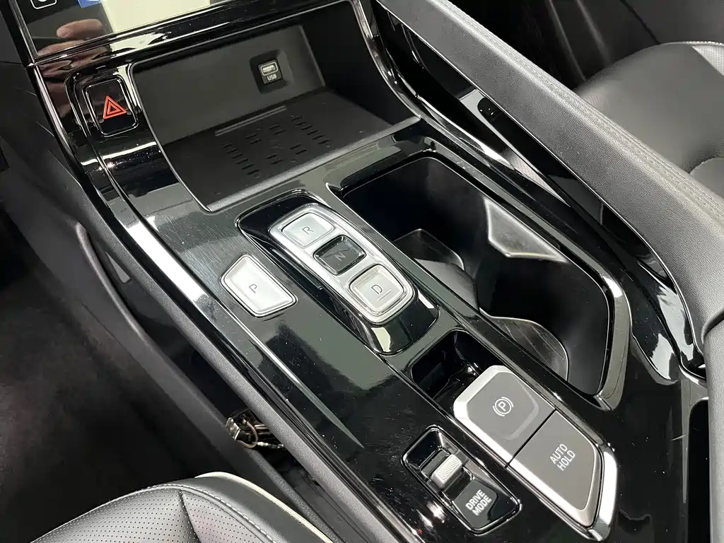 Hyundai Custo — миниатюра 14