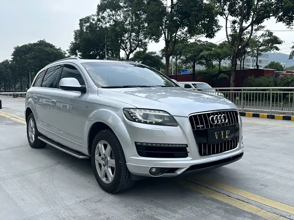 Audi Q7 — миниатюра 3