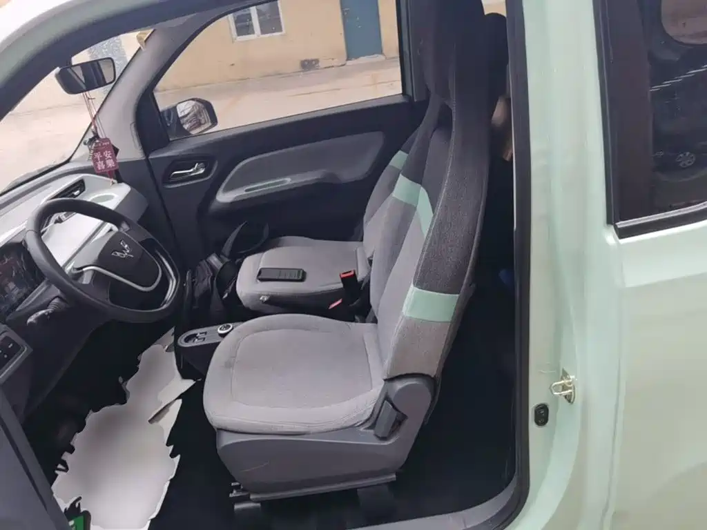 Wuling MINIEV — миниатюра 15