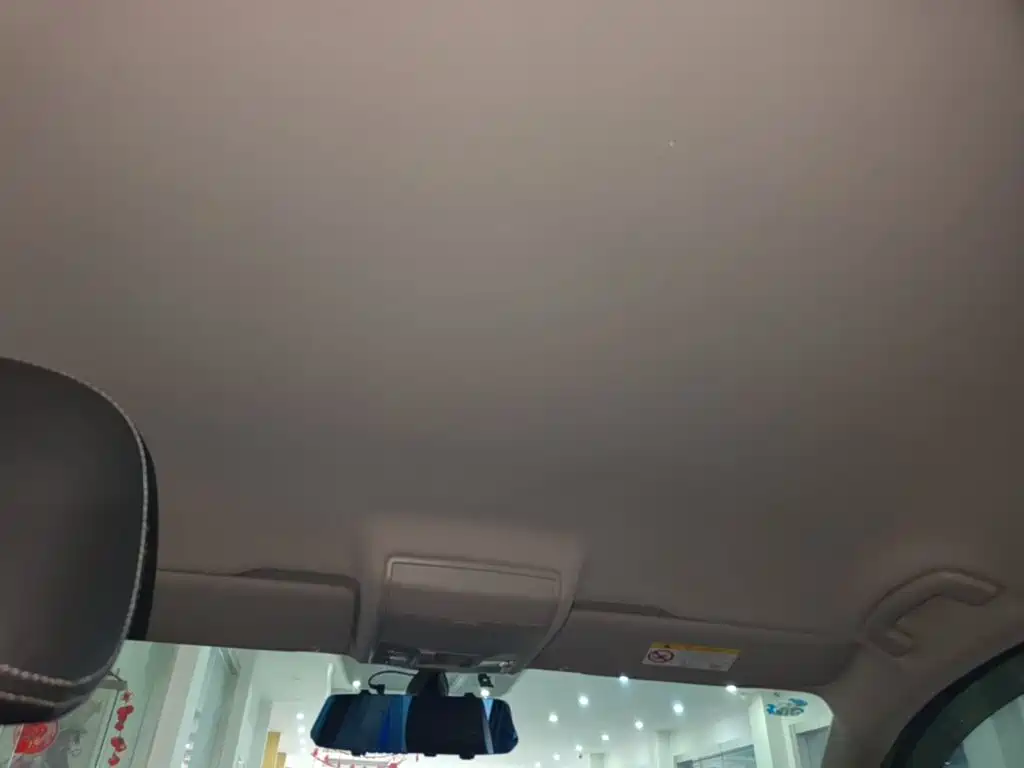 Volkswagen Tiguan L — миниатюра 18