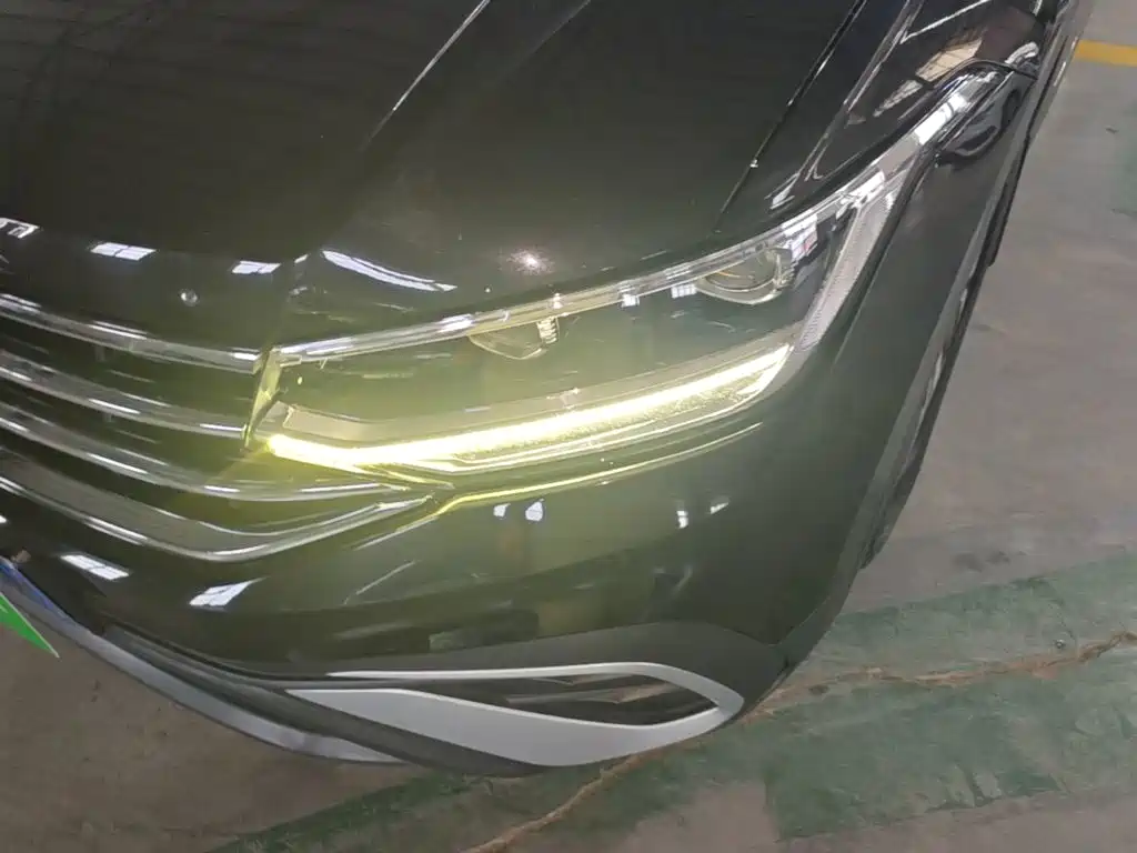 Volkswagen Tiguan L — миниатюра 24