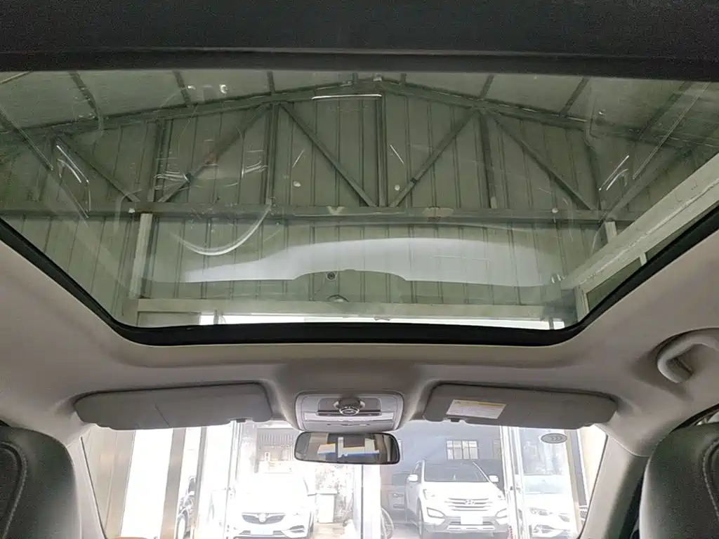 Roewe RX5 — миниатюра 18