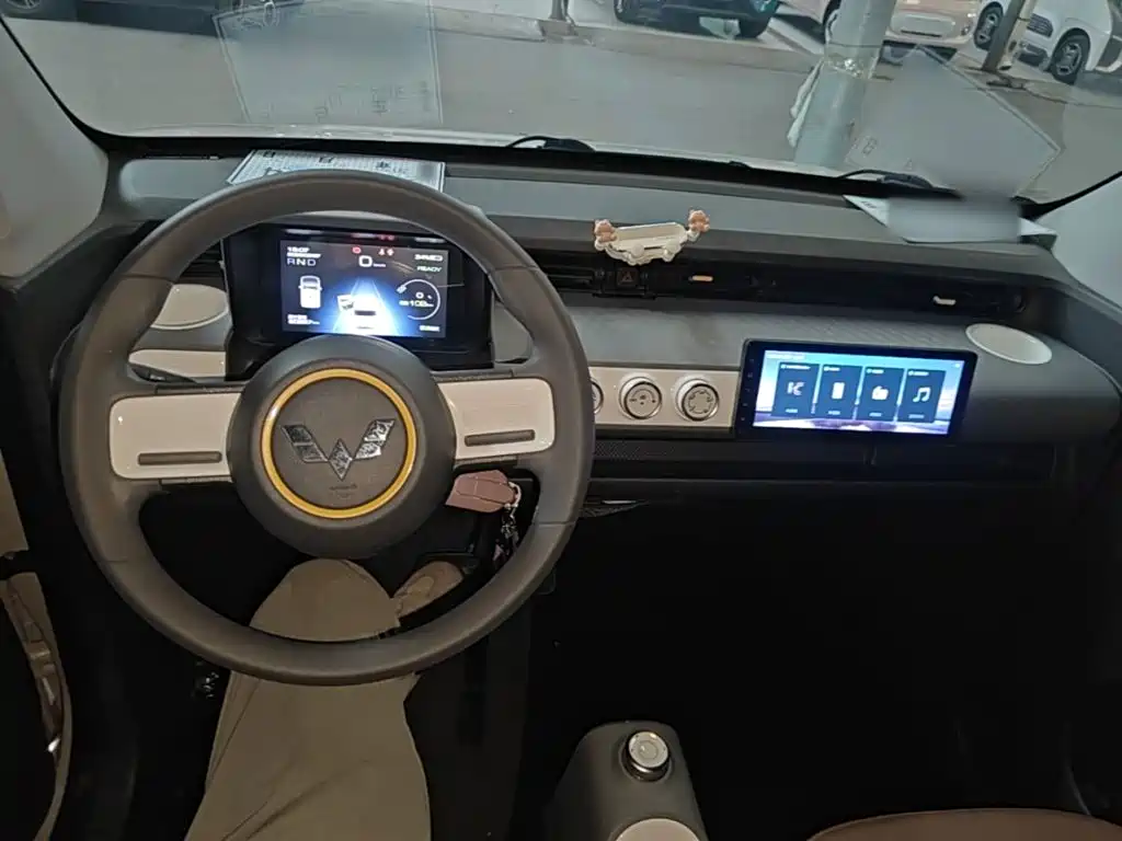 Wuling MINIEV — миниатюра 10