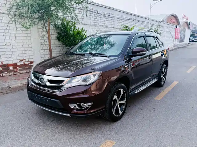 2015 BYD S7