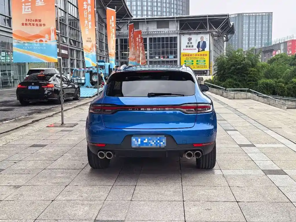 Porsche Macan — миниатюра 13