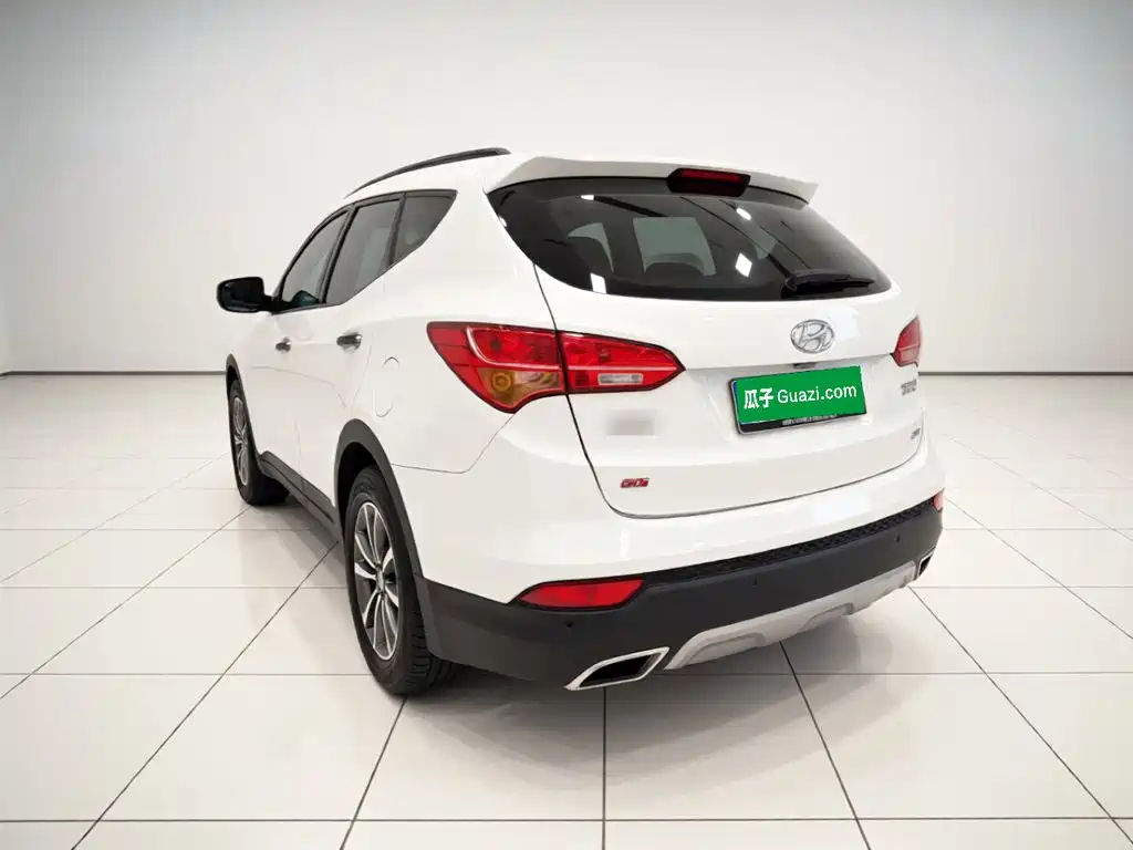 Hyundai Santa Fe — миниатюра 4