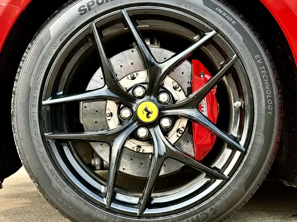 Ferrari F12berlinetta 2013 6.3L