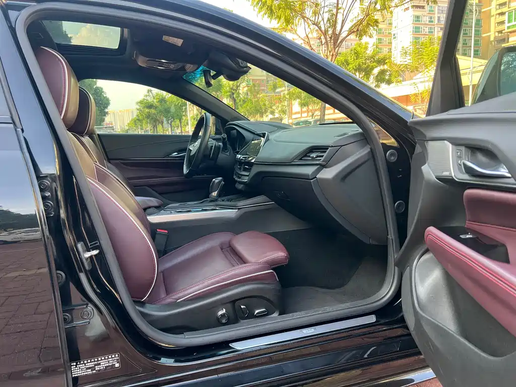 Cadillac CT4 — миниатюра 9