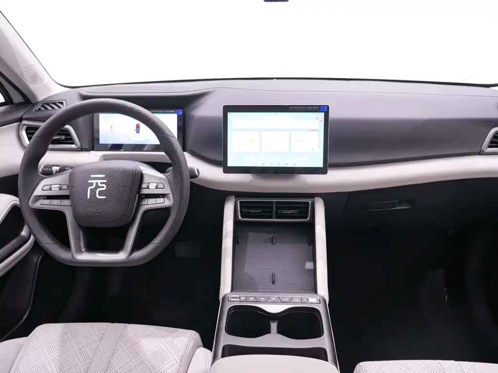 BYD Yuan UP — миниатюра 14