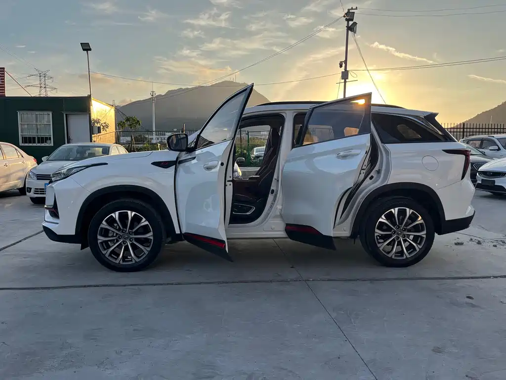 Changan CS75 PLUS — миниатюра 16
