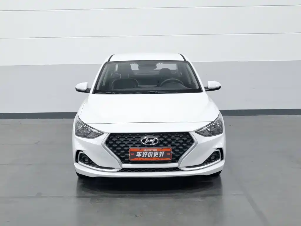 Hyundai Elantra — миниатюра 3
