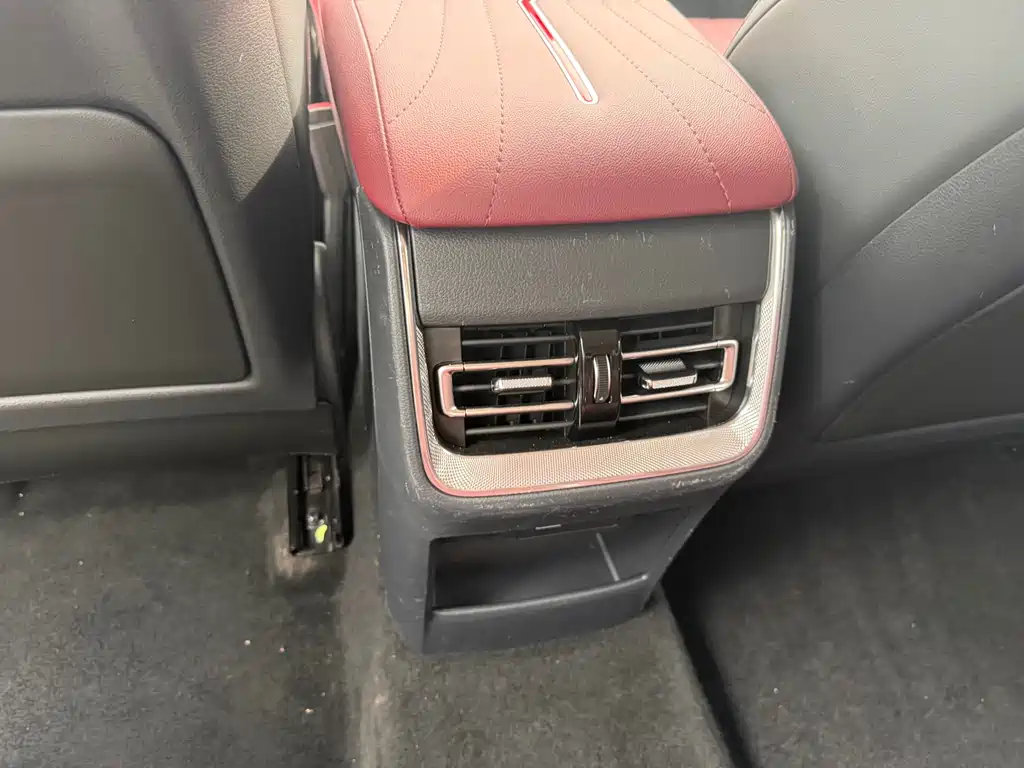 Hongqi H5 2025 1.5T DCT