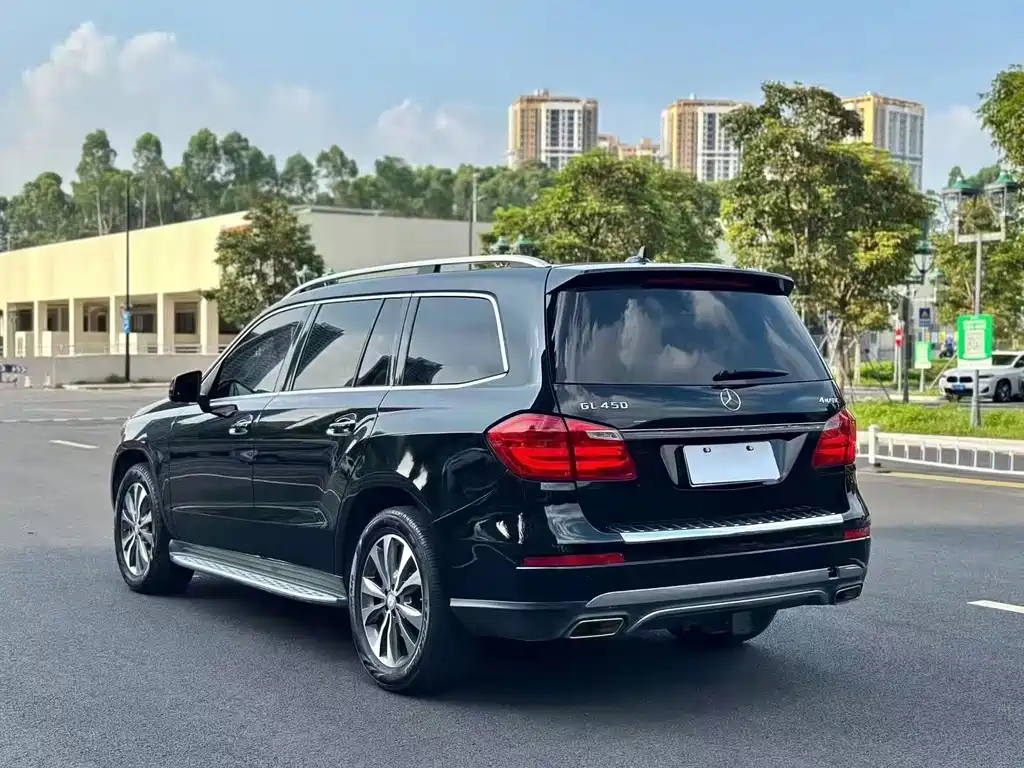 Mercedes-Benz GLS — миниатюра 9