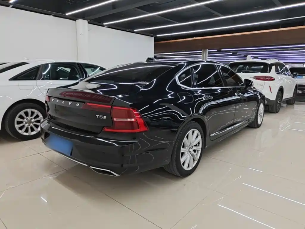 Volvo S90 2020 T5 Luxury