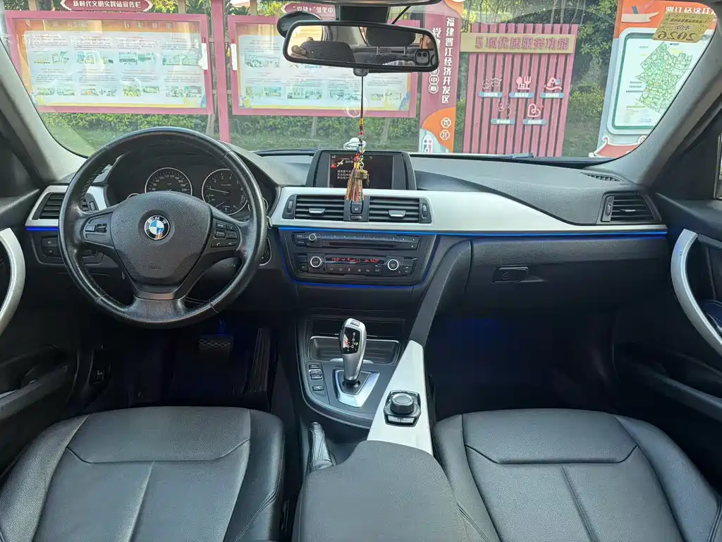 BMW 3 Series — миниатюра 5