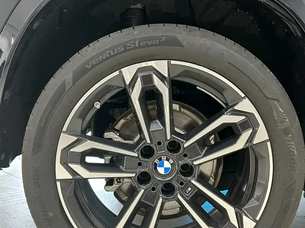 BMW X1 2026 sDrive25Li M Sport