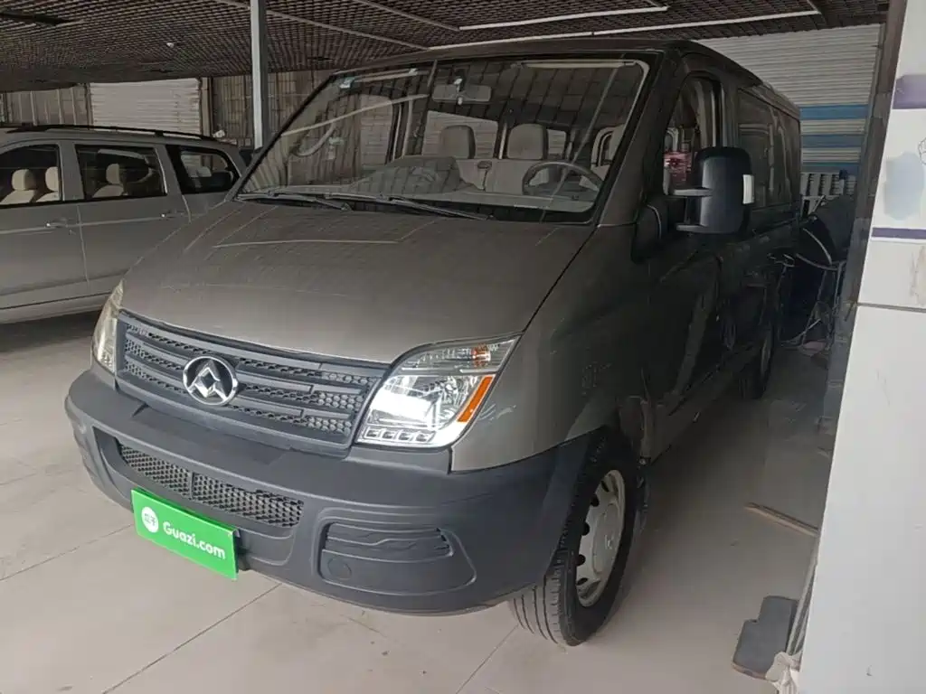 MAXUS V80 — миниатюра 2